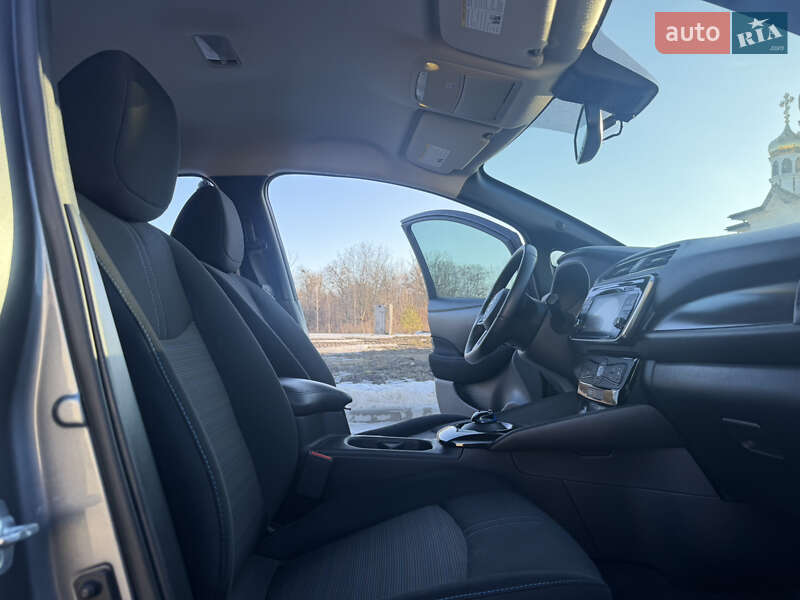 Хэтчбек Nissan Leaf 2018 в Ровно