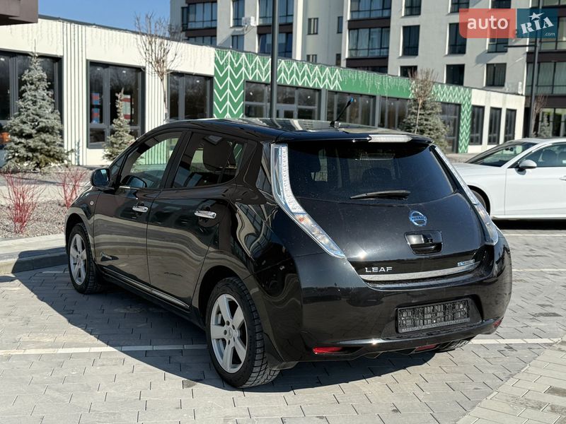 Хэтчбек Nissan Leaf 2014 в Городке фото 6 Хэтчбек Nissan Leaf 2014 в Городке
