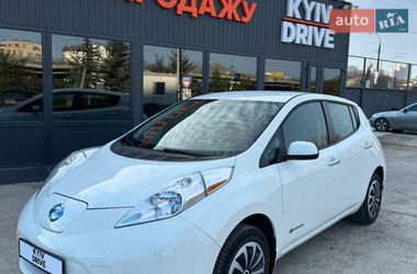 Хэтчбек Nissan Leaf 2016 в Киеве