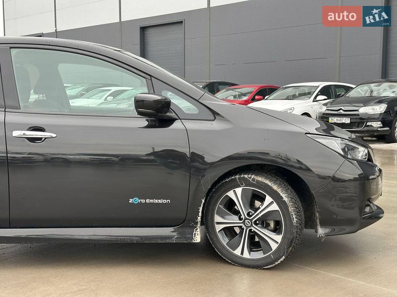 Хетчбек Nissan Leaf 2018 в Львові