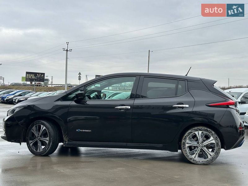 Хетчбек Nissan Leaf 2018 в Львові