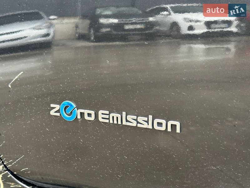 Хетчбек Nissan Leaf 2018 в Львові