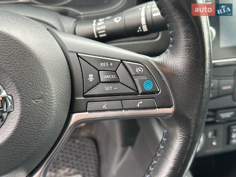 Хетчбек Nissan Leaf 2018 в Львові