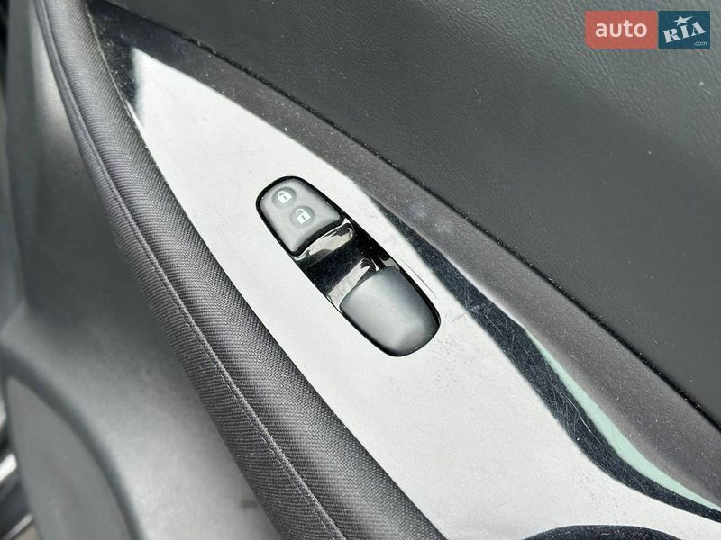 Хетчбек Nissan Leaf 2018 в Львові