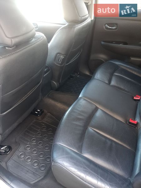 Хэтчбек Nissan Leaf 2014 в Луцке