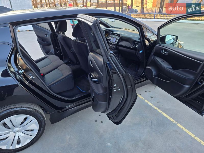 Хэтчбек Nissan Leaf 2020 в Одессе