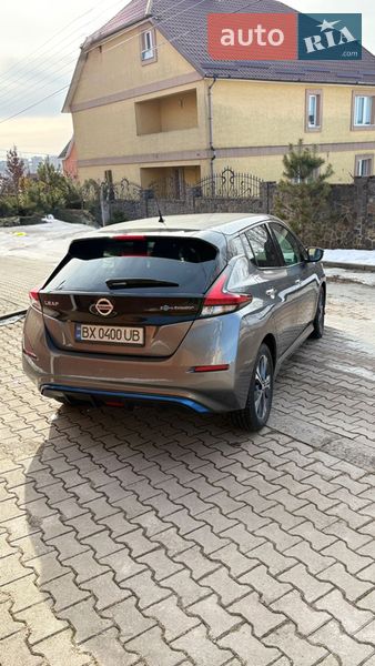 Хэтчбек Nissan Leaf 2019 в Хмельницком