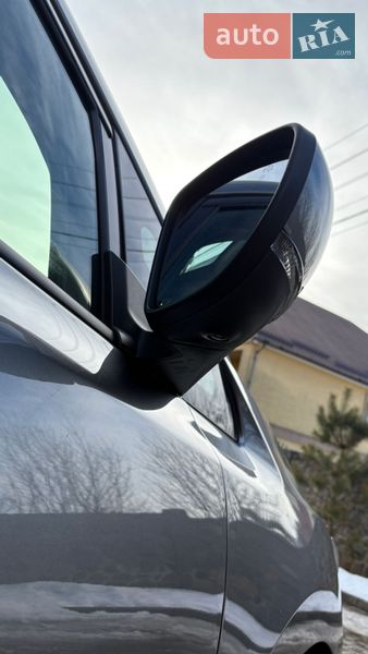 Хэтчбек Nissan Leaf 2019 в Хмельницком