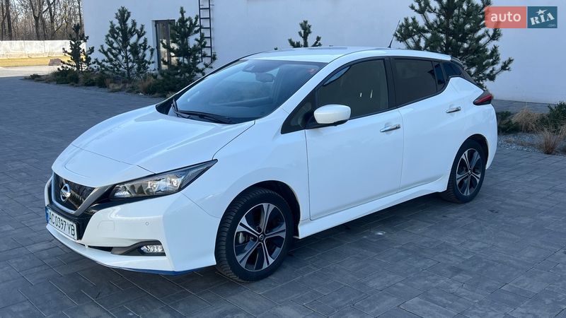 Хетчбек Nissan Leaf 2019 в Луцьку