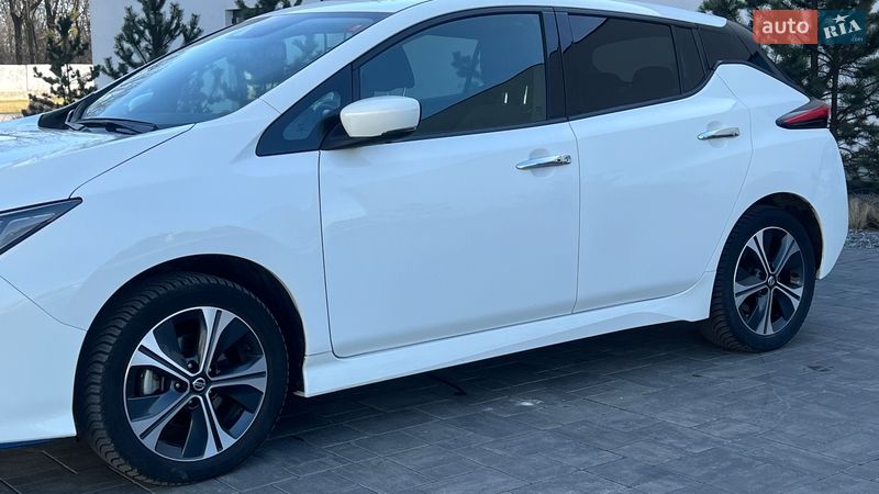 Хетчбек Nissan Leaf 2019 в Луцьку