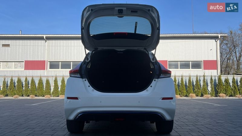 Хетчбек Nissan Leaf 2019 в Луцьку