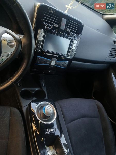 Хетчбек Nissan Leaf 2017 в Стрию