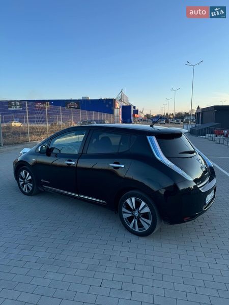 Хетчбек Nissan Leaf 2013 в Вінниці