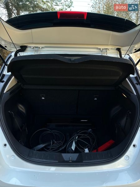 Хетчбек Nissan Leaf 2018 в Львові