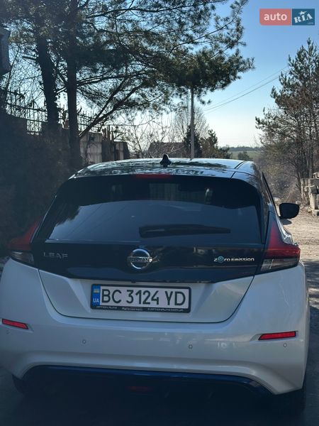 Хетчбек Nissan Leaf 2018 в Львові