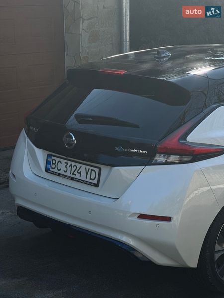 Хетчбек Nissan Leaf 2018 в Львові