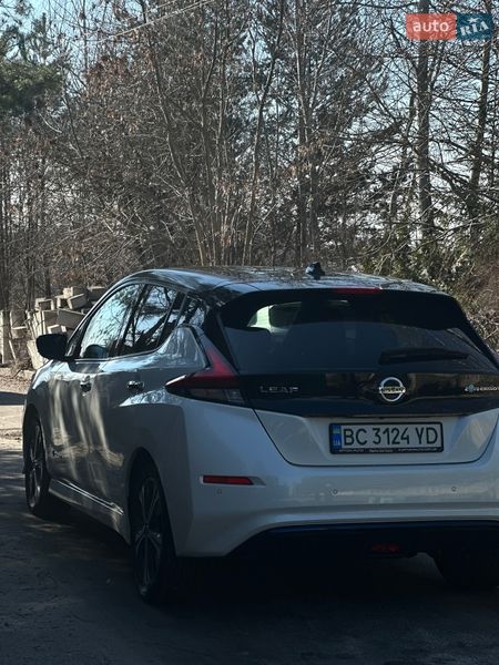 Хетчбек Nissan Leaf 2018 в Львові