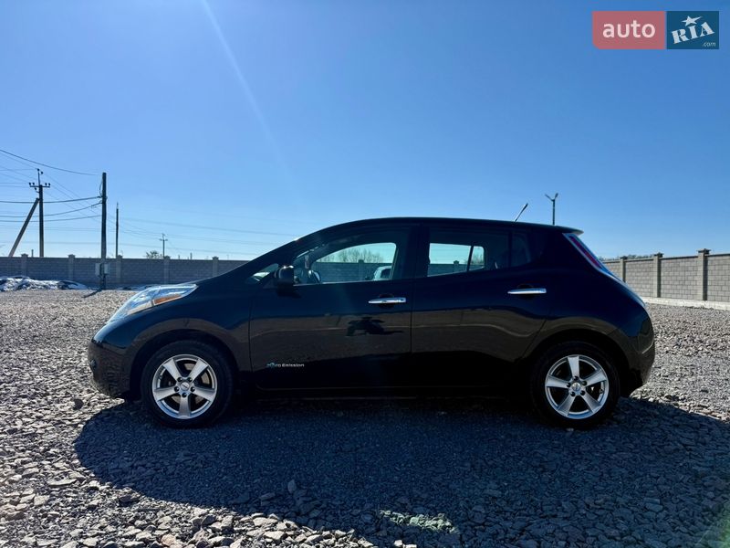 Хетчбек Nissan Leaf 2014 в Рівному