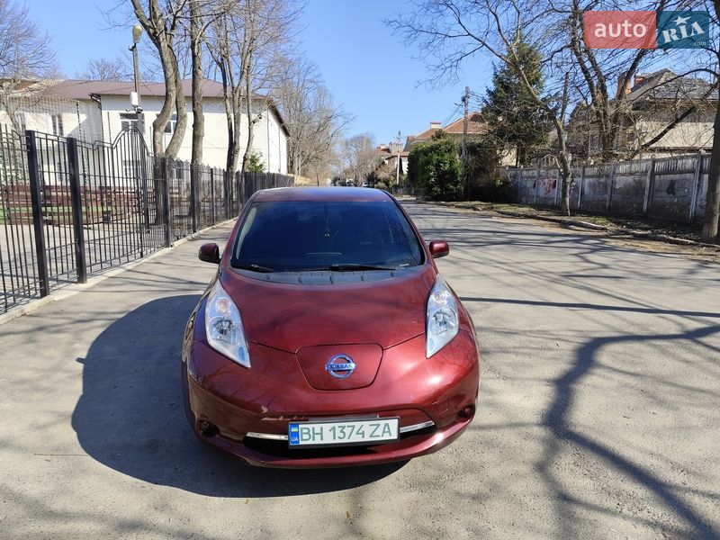 Хетчбек Nissan Leaf 2016 в Одесі