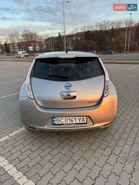 Хетчбек Nissan Leaf 2015 в Львові
