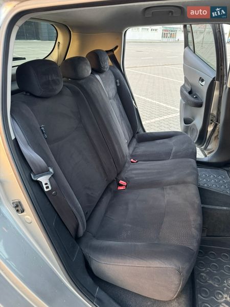 Хетчбек Nissan Leaf 2015 в Львові