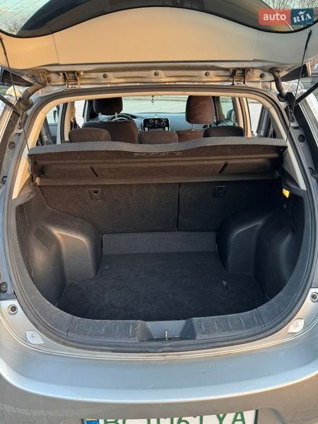 Хетчбек Nissan Leaf 2015 в Львові