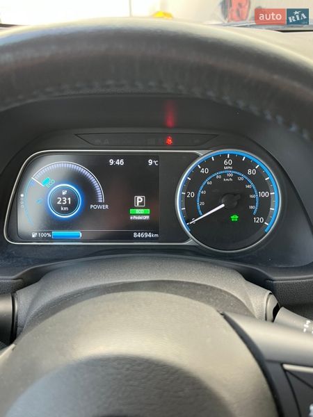 Хэтчбек Nissan Leaf 2018 в Тернополе