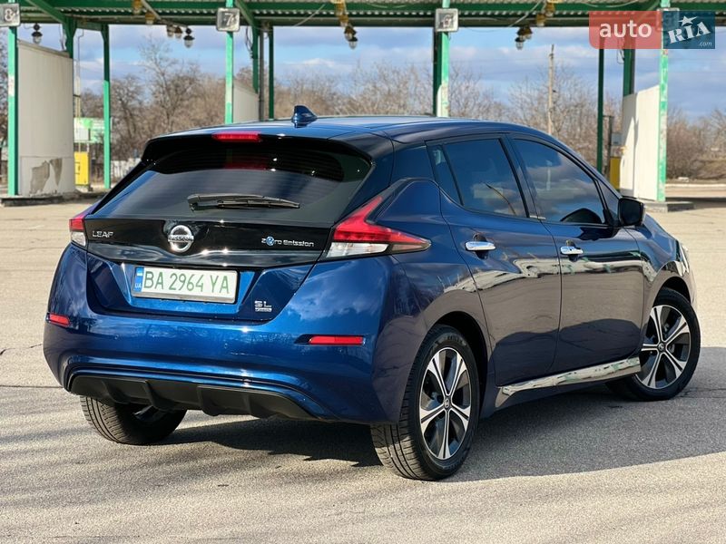 Хэтчбек Nissan Leaf 2020 в Кропивницком