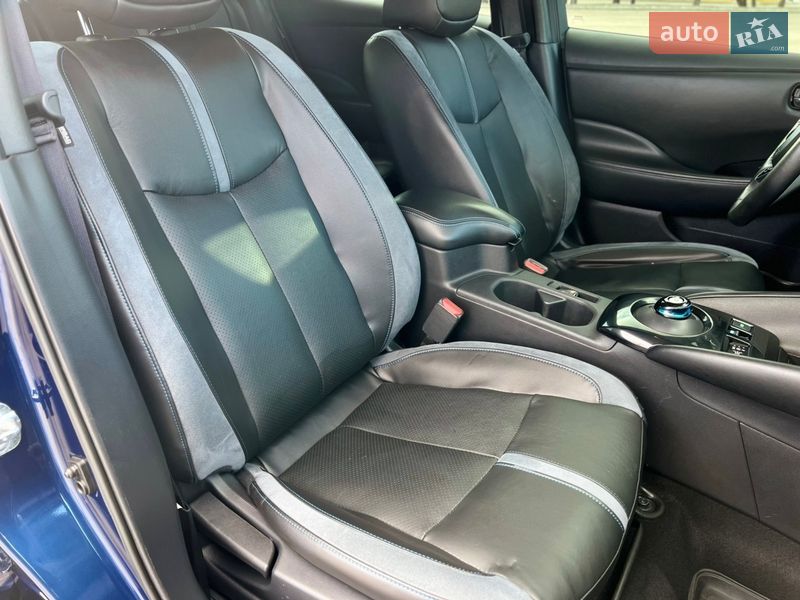 Хэтчбек Nissan Leaf 2020 в Кропивницком