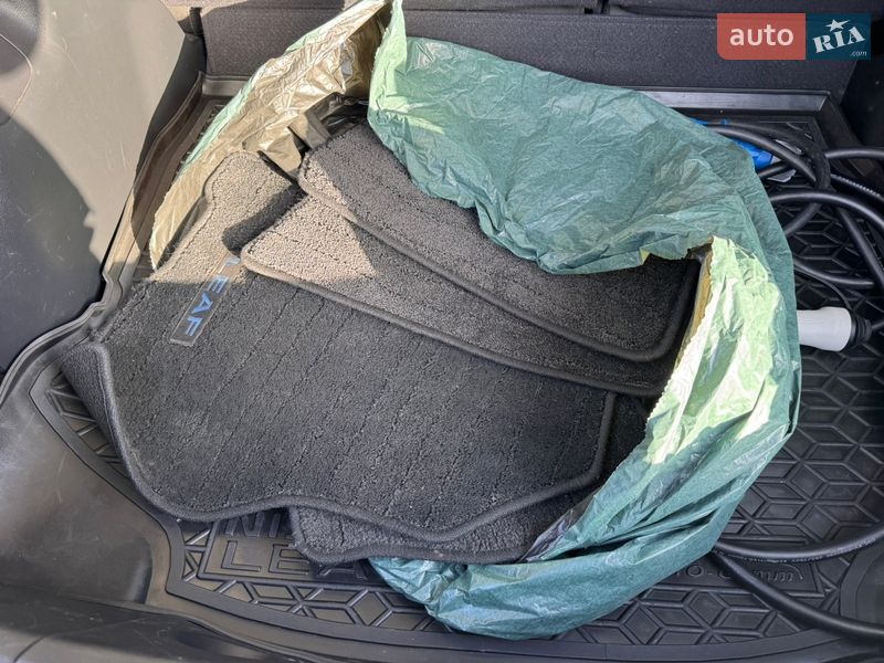 Хэтчбек Nissan Leaf 2018 в Ковеле