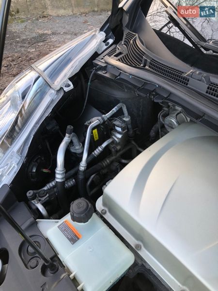 Хетчбек Nissan Leaf 2016 в Тернополі