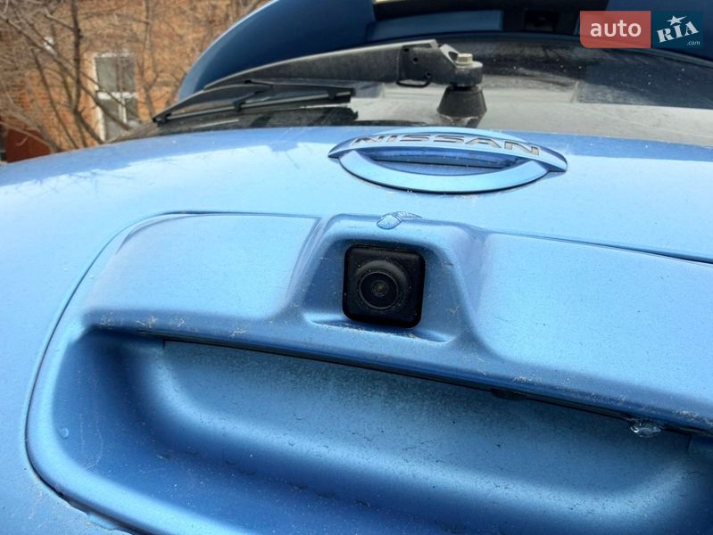 Хэтчбек Nissan Leaf 2014 в Любаре