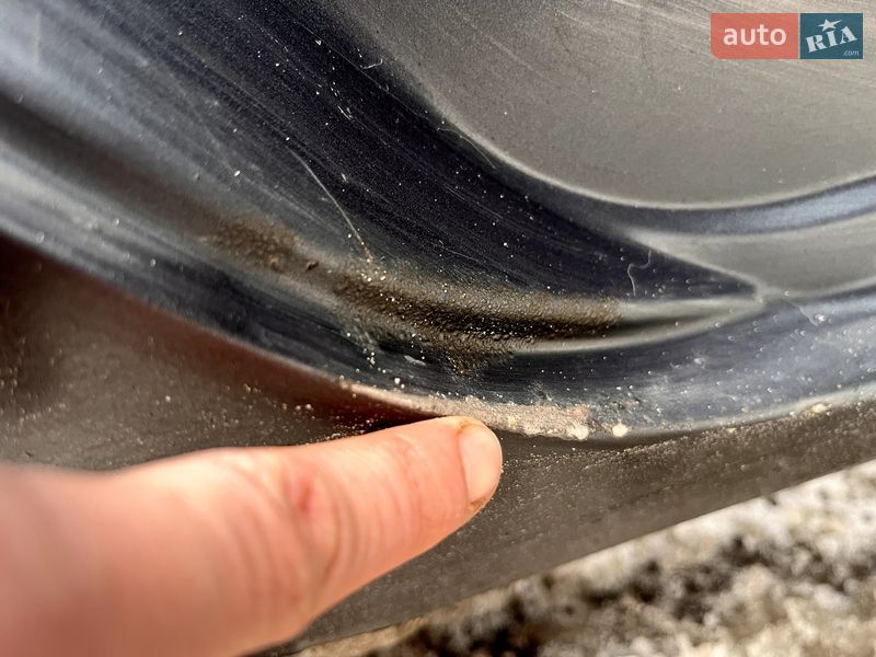 Хетчбек Nissan Leaf 2013 в Чернігові