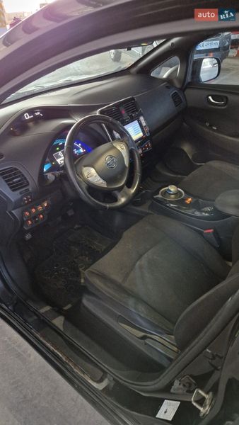 Хетчбек Nissan Leaf 2014 в Вінниці