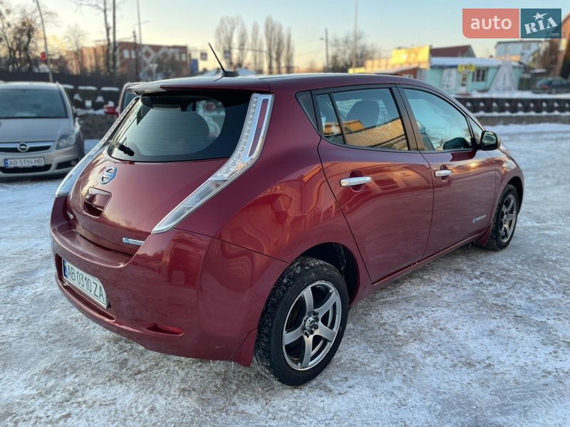 Хэтчбек Nissan Leaf 2014 в Виннице