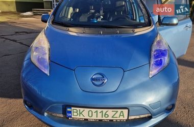 Хэтчбек Nissan Leaf 2013 в Ровно