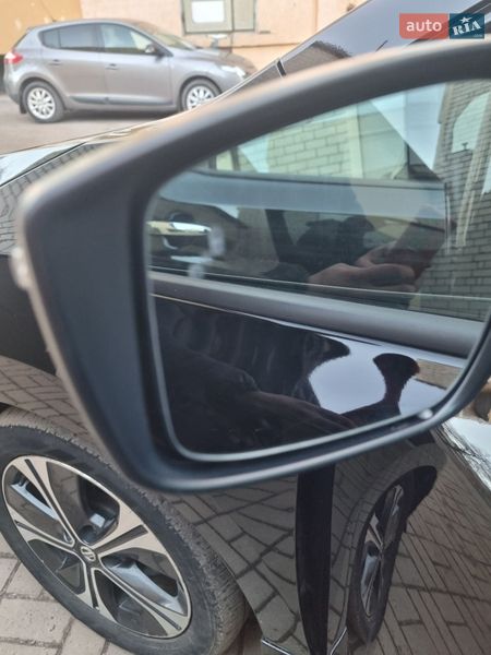 Хэтчбек Nissan Leaf 2019 в Черкассах