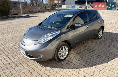 Хетчбек Nissan Leaf 2017 в Борщеві