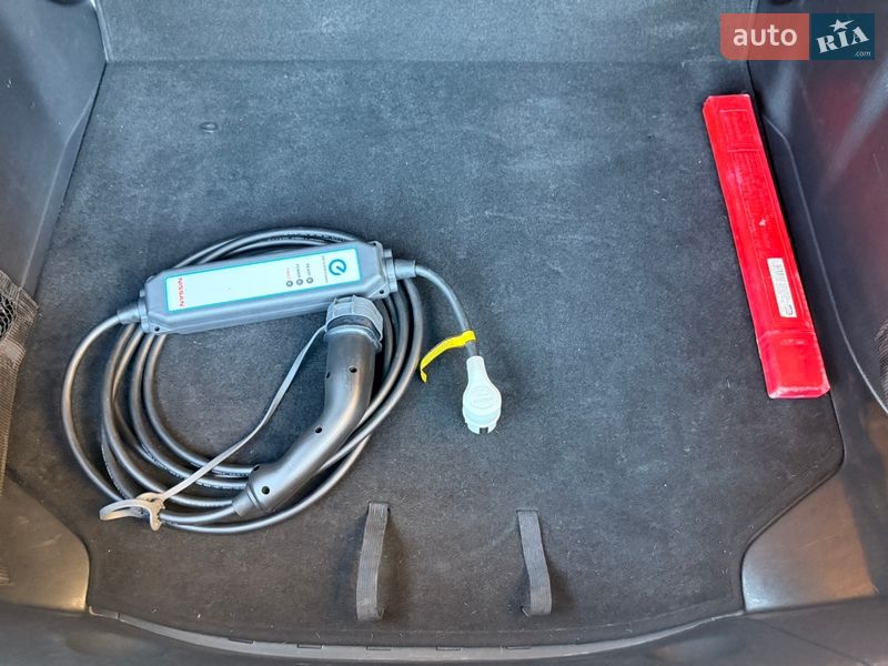 Хэтчбек Nissan Leaf 2020 в Львове