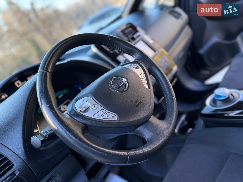 Хэтчбек Nissan Leaf 2017 в Трускавце
