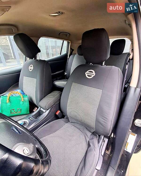 Хетчбек Nissan Leaf 2014 в Черкасах