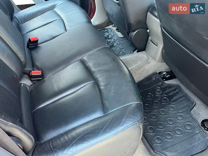 Хетчбек Nissan Leaf 2012 в Полтаві