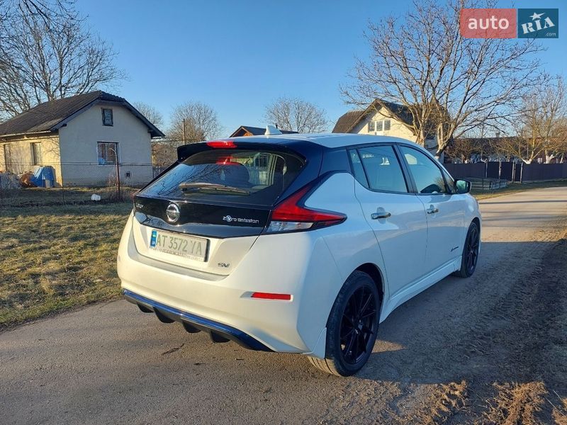 Хэтчбек Nissan Leaf 2018 в Ивано-Франковске