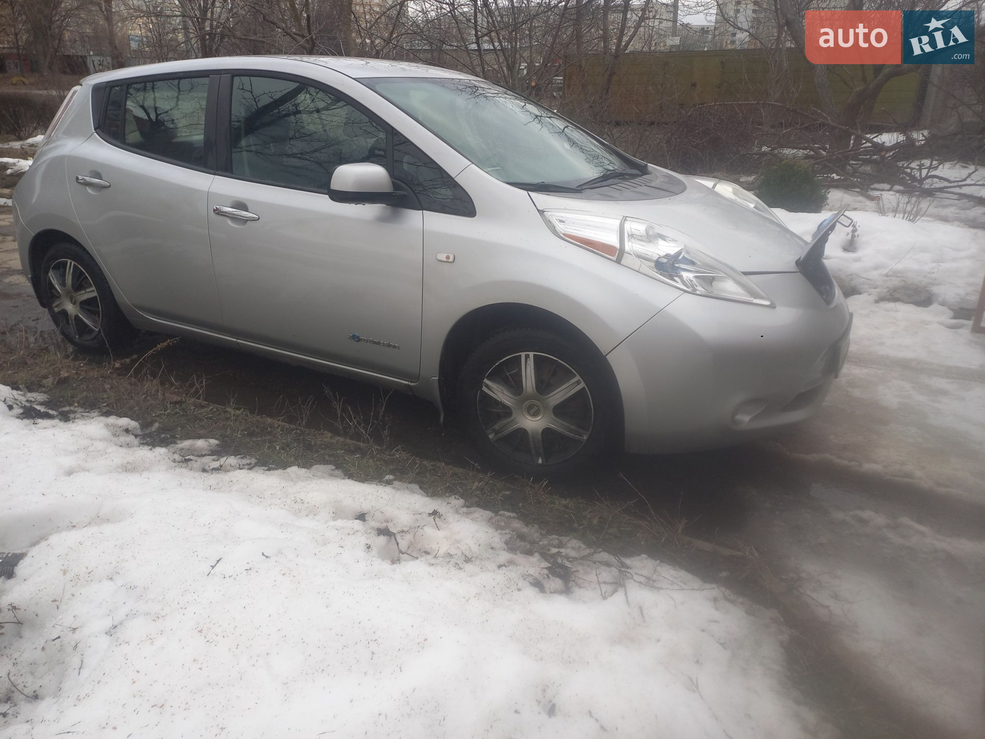 2015 Nissan Leaf - мініатюра 2
