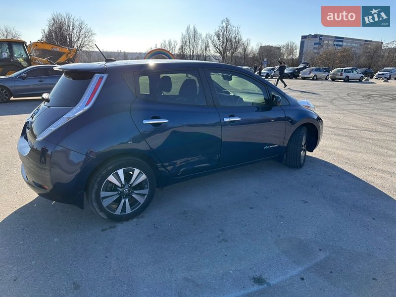 Хэтчбек Nissan Leaf 2017 в Запорожье фото 17 Хэтчбек Nissan Leaf 2017 в Запорожье