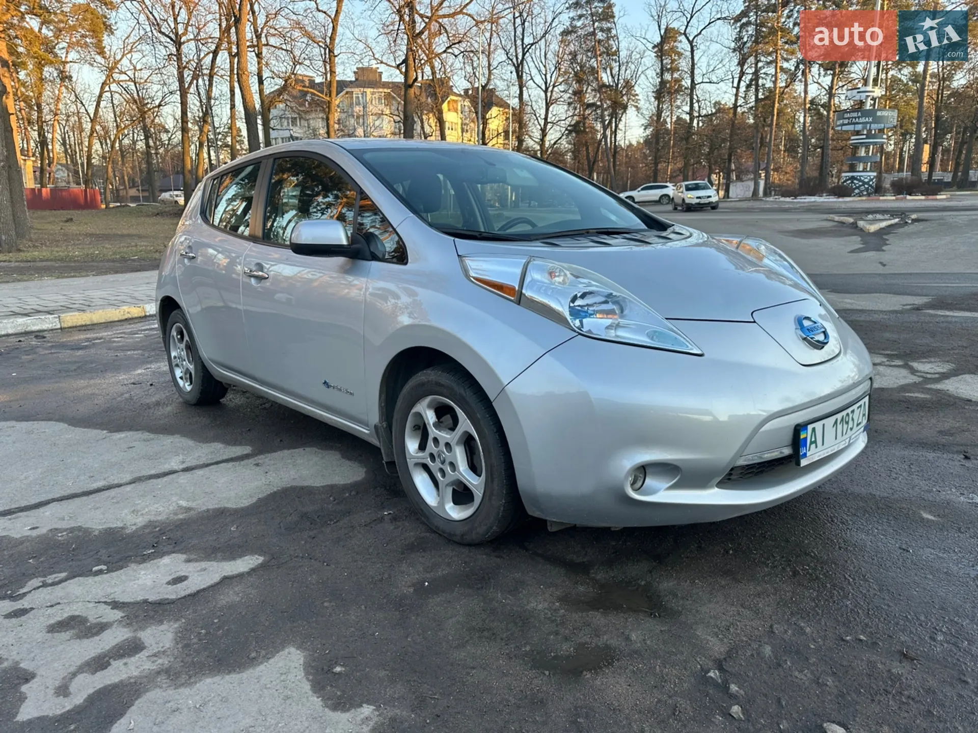 2013 Nissan Leaf - мініатюра 2