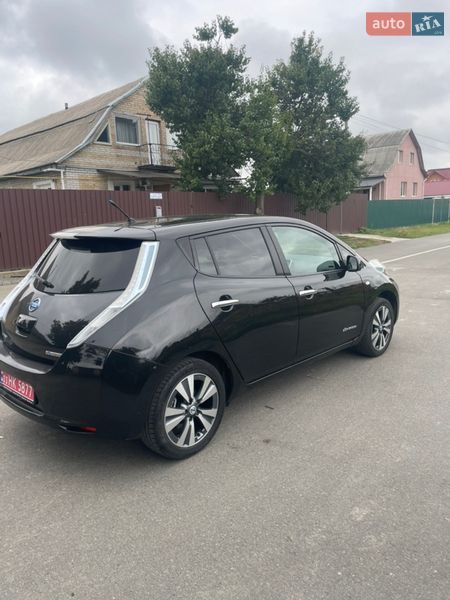 Хетчбек Nissan Leaf 2013 в Києві