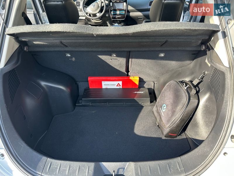 Хэтчбек Nissan Leaf 2013 в Ровно