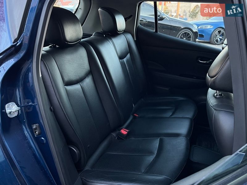 Хэтчбек Nissan Leaf 2016 в Одессе