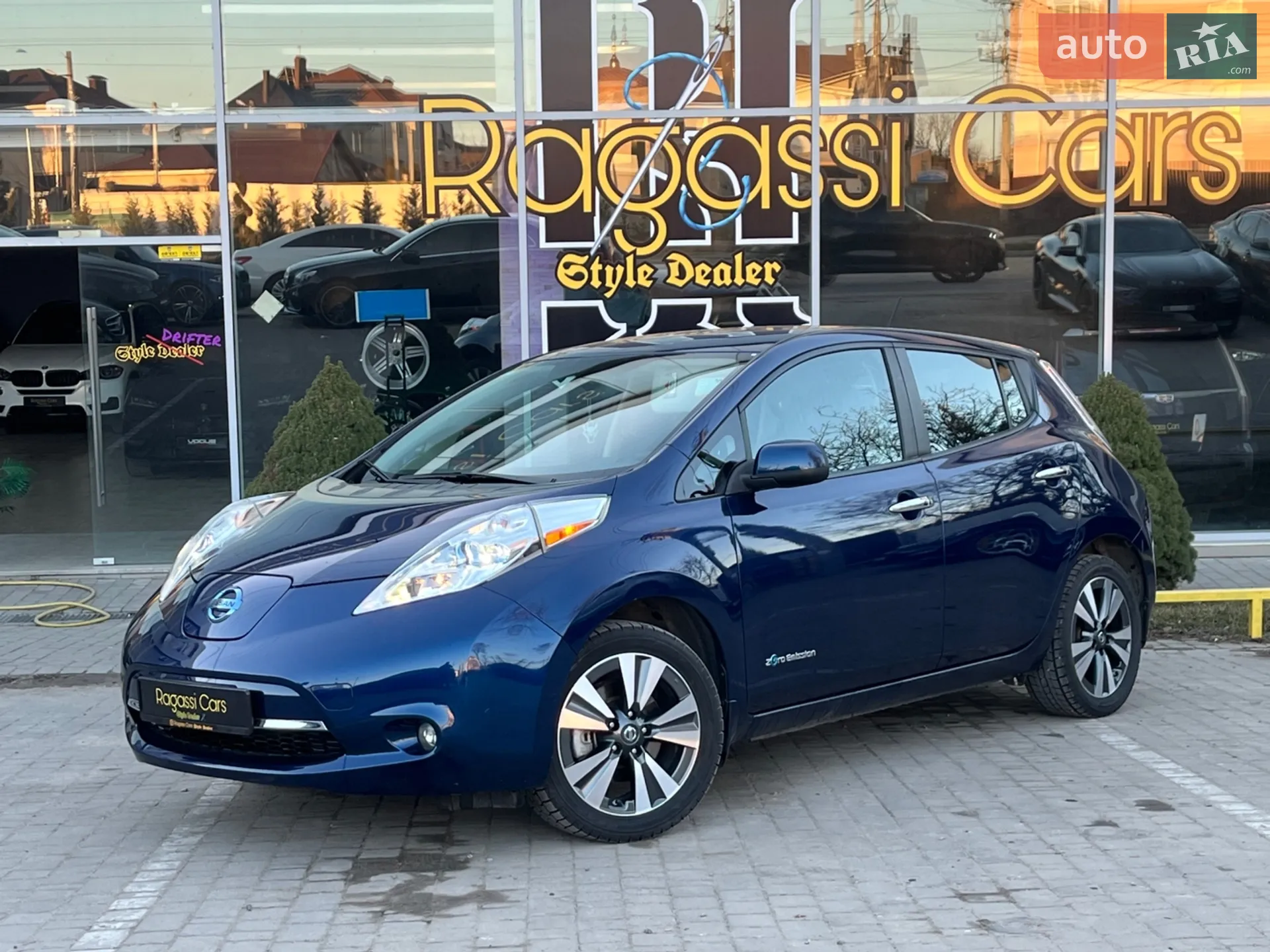 2016 Nissan Leaf - мініатюра 4